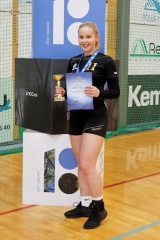 Pilt: 2018 EMV TA käsipallis Parim mängija Teele Utsal Põlva Spordikool.JPG