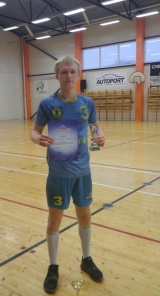 Pilt: web2019 EKV PB2003 turniiri parim mängija Aleksander Pertelson.jpg