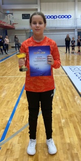 Pilt: EKV 2021 D2 klass parim väravavaht Luiisa Marii Aasna HC Tabasalu.jpg