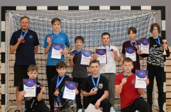 EMV 2023 D klass 2.liiga III koht HC Viimsi.JPG