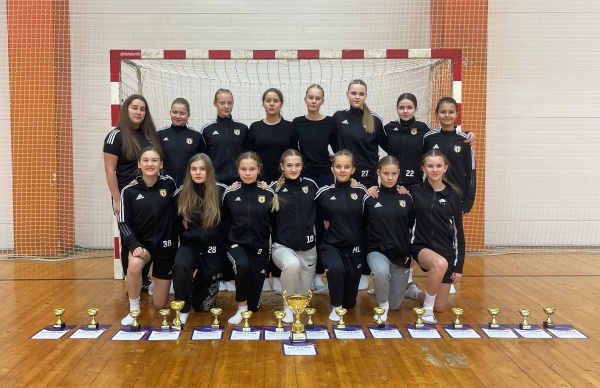 EKV 2023 C klass II koht HC Tabasalu.JPG